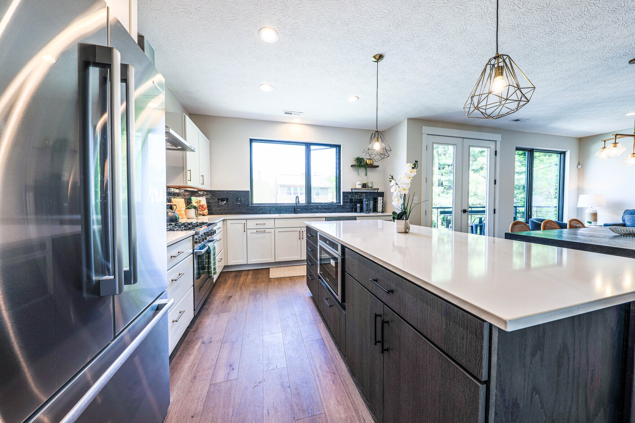 Building Photo - 362 Zimpfer St