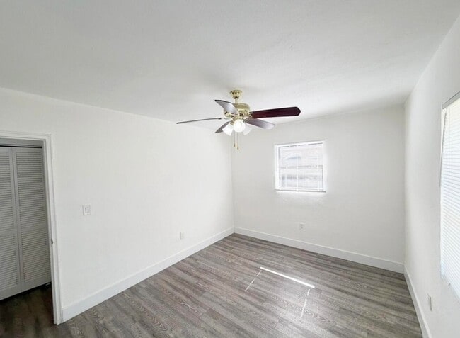 Building Photo - 1135 NW 127th St