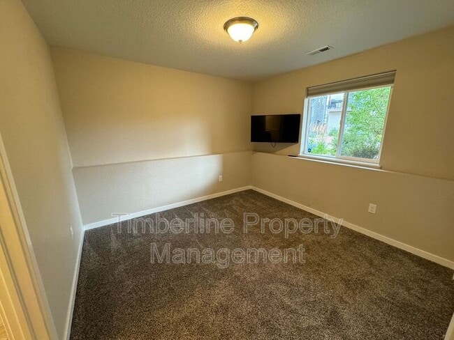 Building Photo - 7252 Cedarbrook Ln
