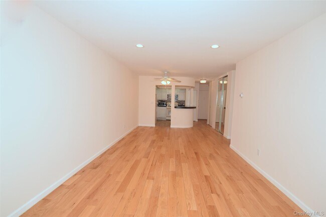 Building Photo - 206-14 Emily Rd