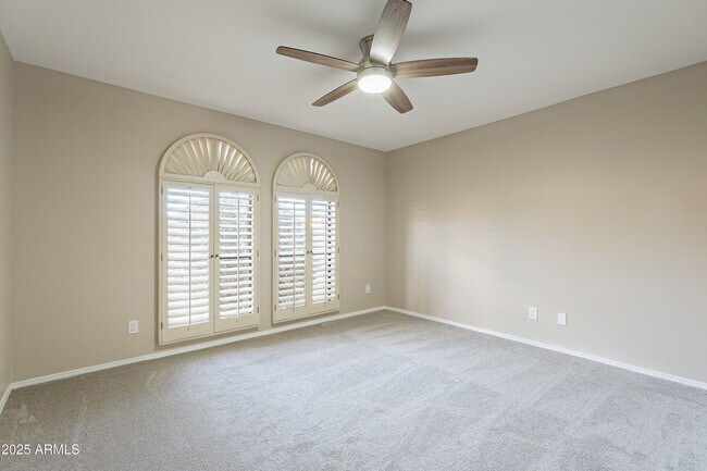 Building Photo - 25822 S Boxwood Dr