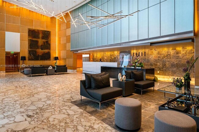 Building Photo - 1331 Brickell Bay Dr