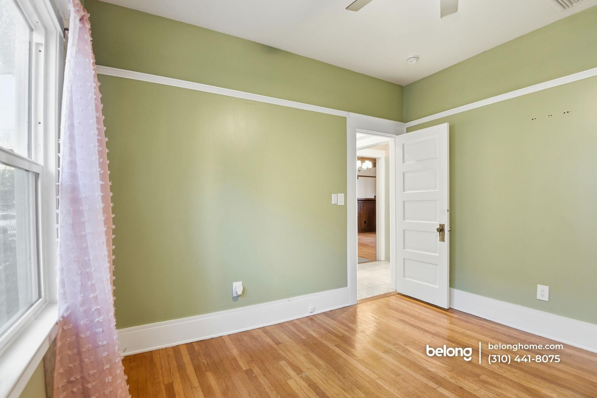 Building Photo - 1610 W 36th Pl