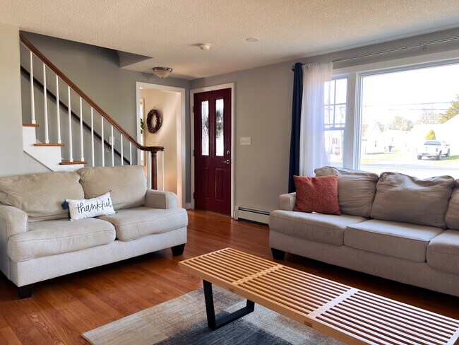 Building Photo - 215 Barbour Rd