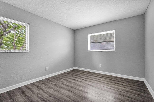 Building Photo - 400 NW 65th Ave