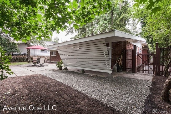 Building Photo - 4 br, 2 bath House - 14403 SE 40th Street