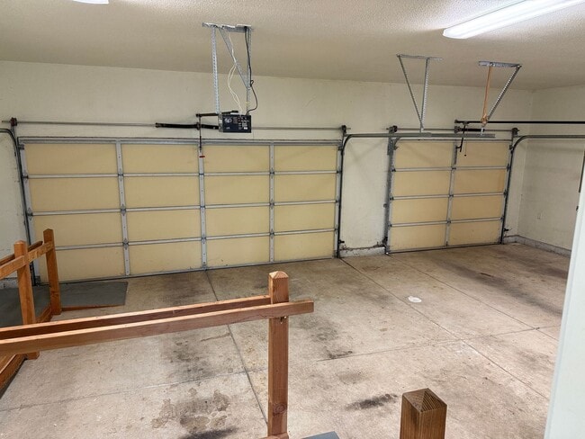 Building Photo - Beautiful 3 bedroom 2 bath house in Cottage Grove!