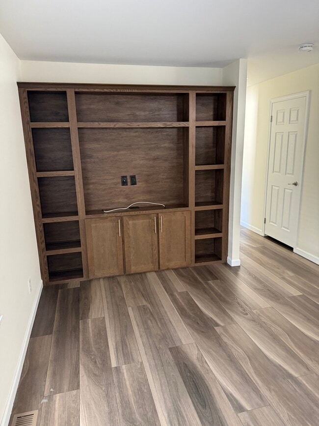 Primary Photo - 305 W Uwchlan Ave