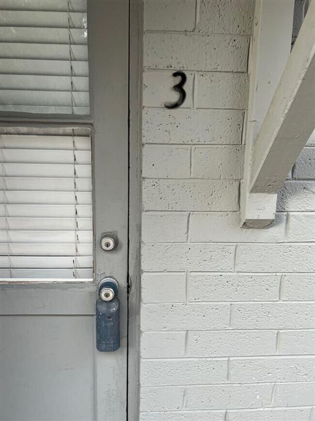 Building Photo - 4127 N 18th Pl