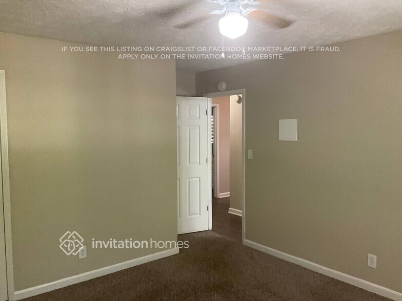 Building Photo - 110 Woodsong Dr