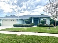 Building Photo - ANNUAL/FURNISHED HOME WITH LARGE LANAI - S...