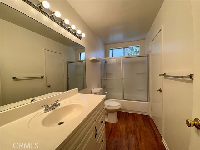 Building Photo - 9405 Mesa Verde Dr