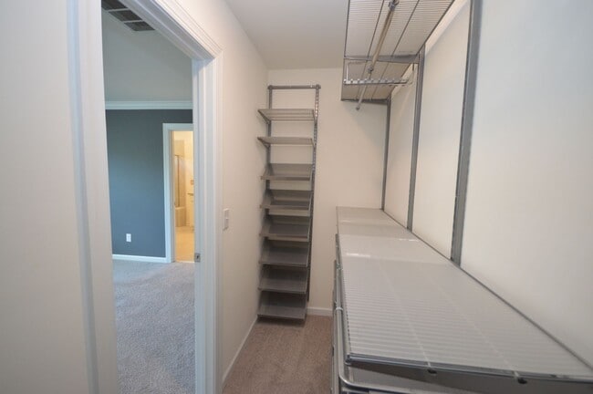 Building Photo - 7016 Gentle Pine Pl