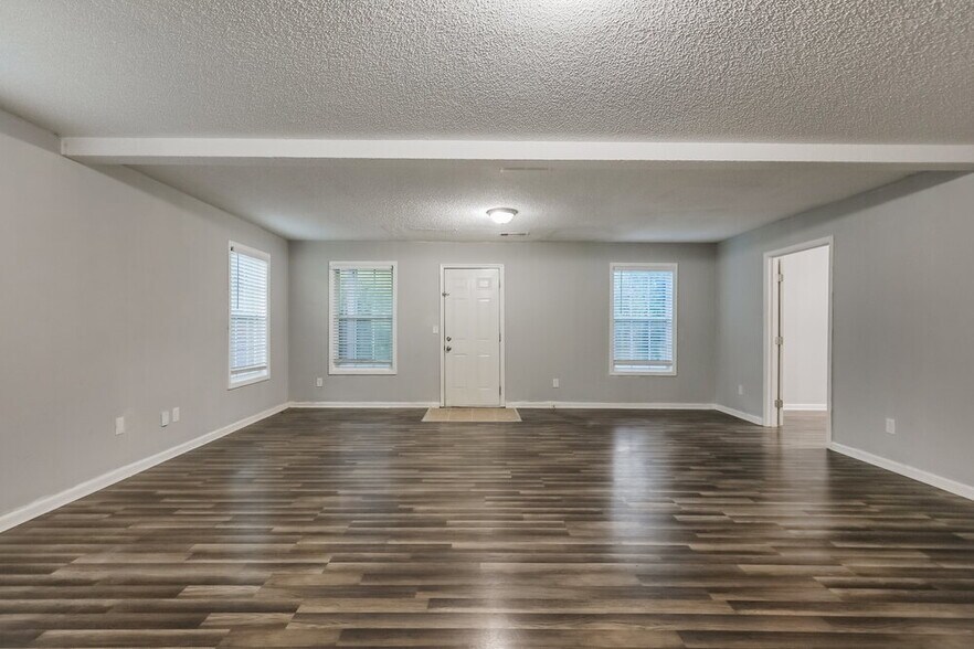 Building Photo - 11758 Registry Blvd