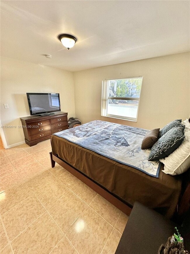 Building Photo - 7561 NW 16th St