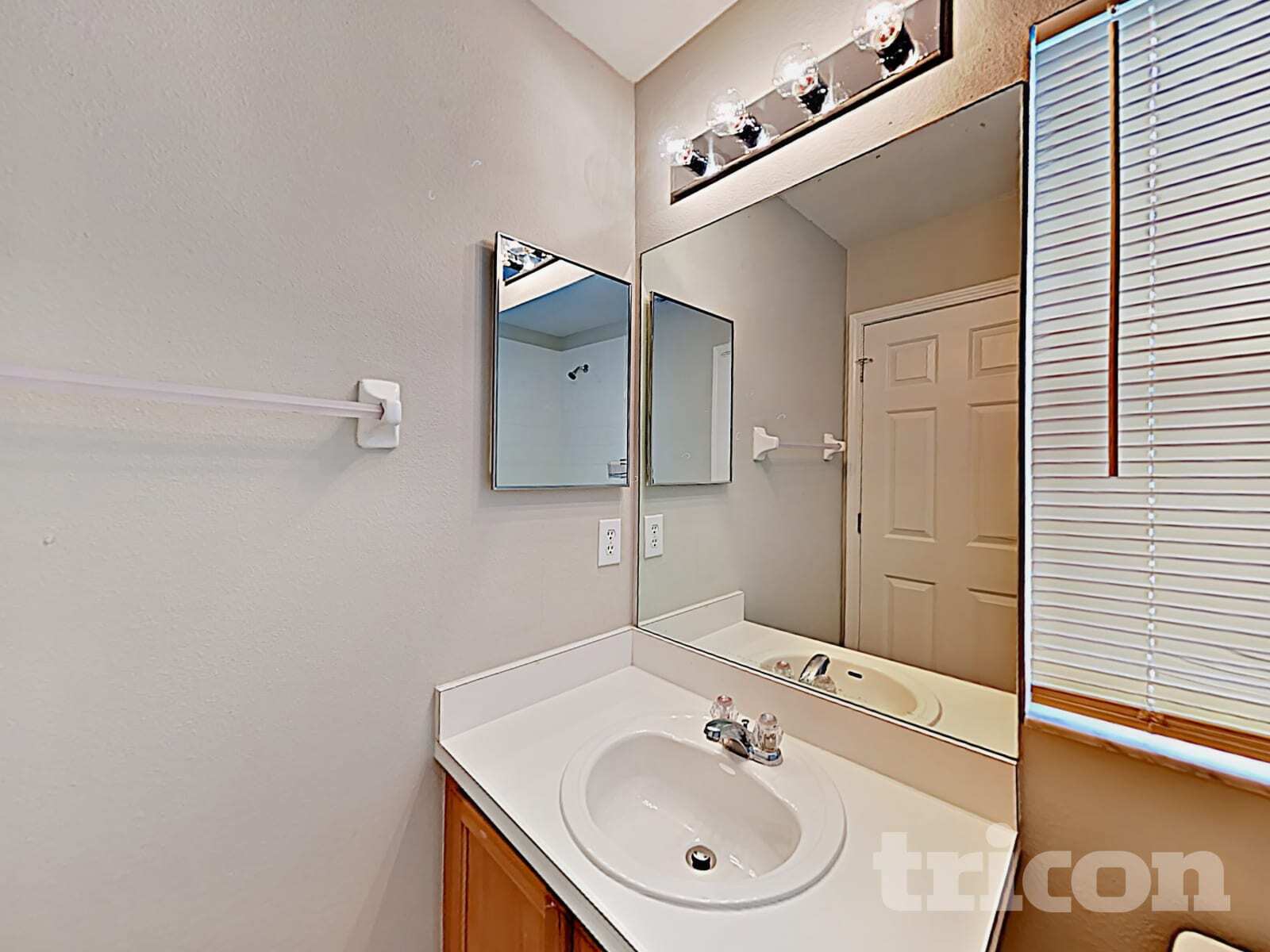 Building Photo - 13130 Fennway Ridge Dr