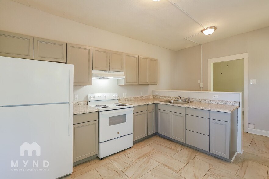 Building Photo - 2018 E 30th St