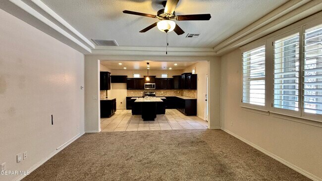 Building Photo - 12437 Pleasant Crest