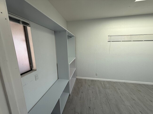 Building Photo - 1040 La Gonda Wy