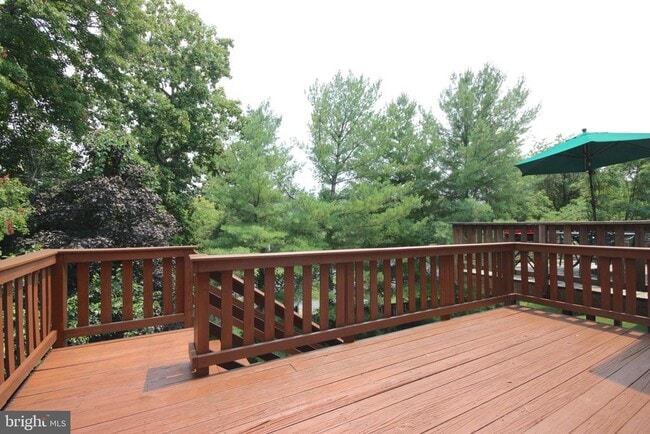 Building Photo - 7782 Blueberry Hill Ln