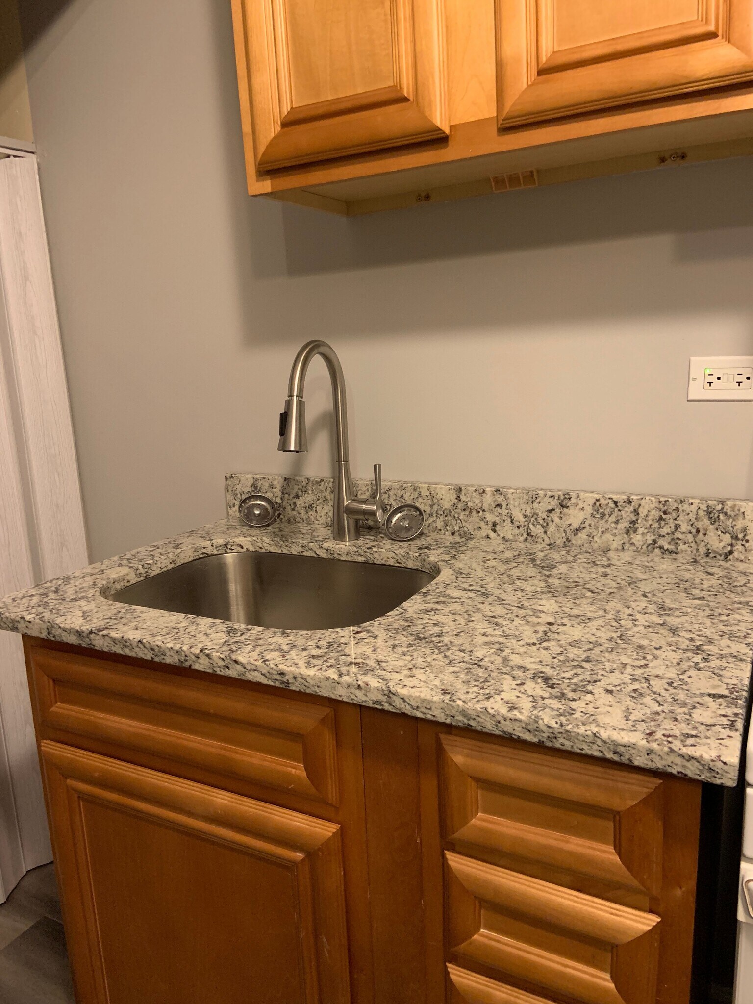 Building Photo - 7147 S Princeton Ave