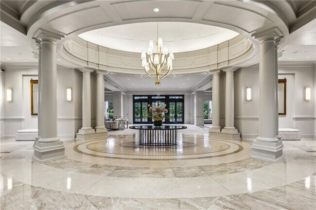 Building Photo - 2500 Peachtree Rd NW