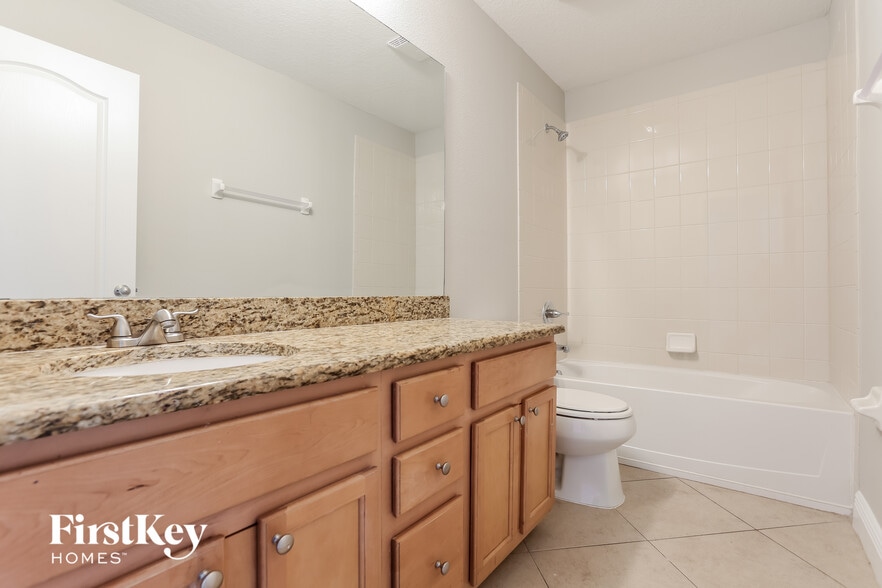 Building Photo - 14338 Haddon Mist Dr