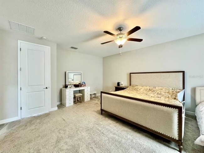 Building Photo - 2854 Hilliard Dr