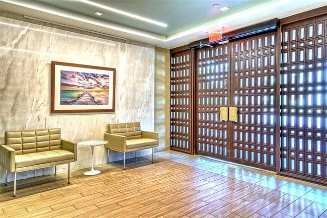 Building Photo - 1065 Gulf of Mexico Dr