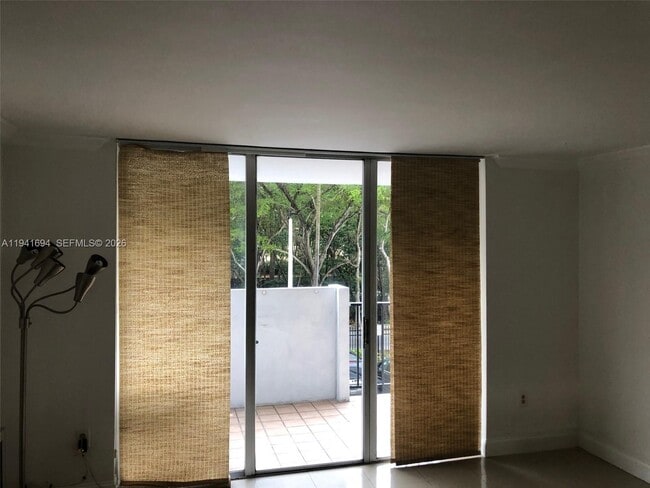 Building Photo - 2780 NE 183rd St