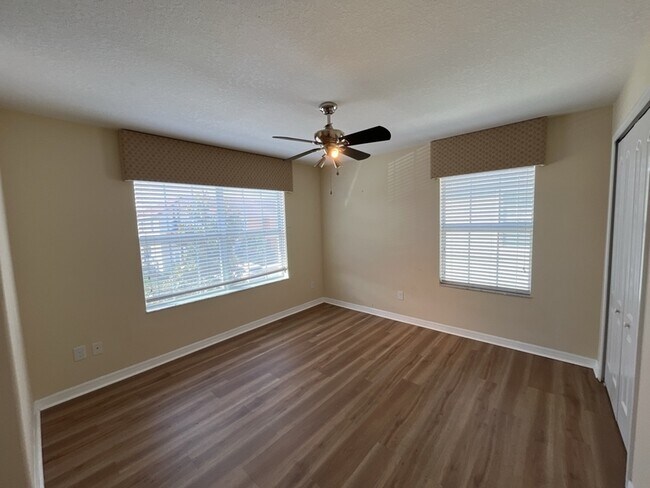 Building Photo - 8965 California Palm Rd