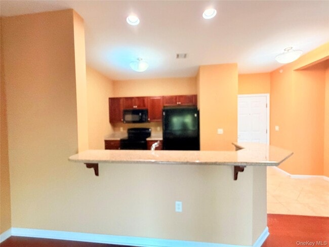 Building Photo - 943 Tower Ridge Cir