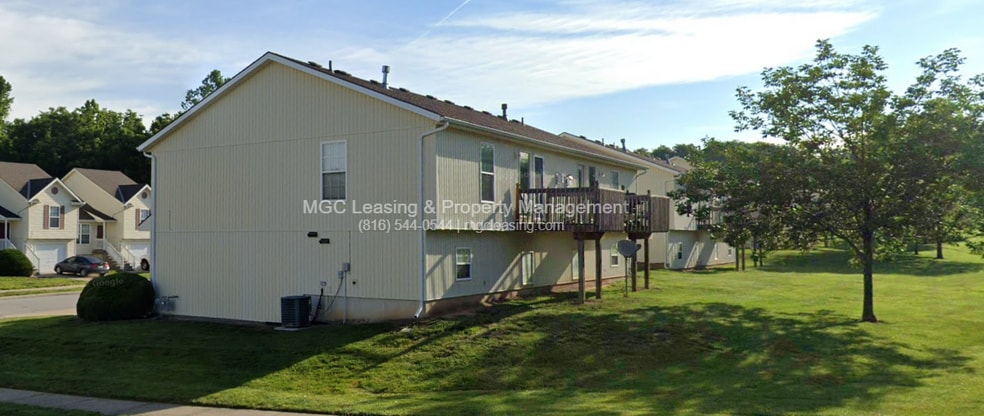 Building Photo - 5913 NE 42nd St