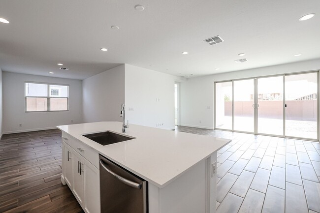 Building Photo - NEW HOME IN TOLLESON! 4 BEDROOM 3 BATHROOMS!