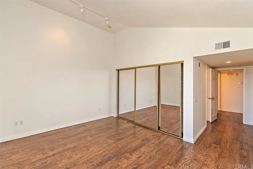 Building Photo - 1414 Brett Pl