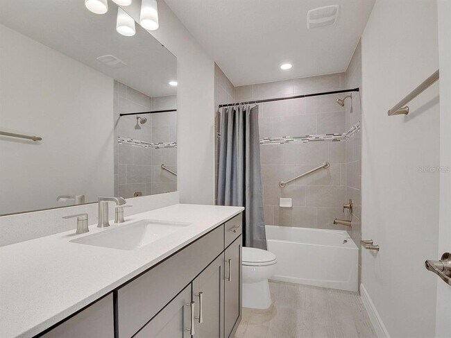 Building Photo - 4532 Gliding Wave St