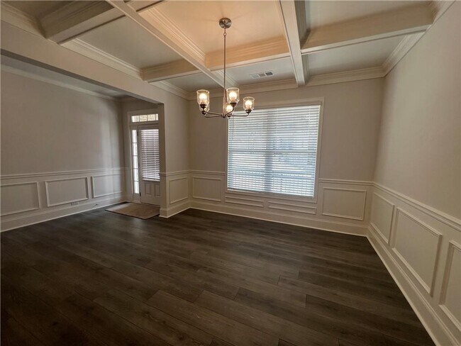 Building Photo - 7214 Whitewater Dr