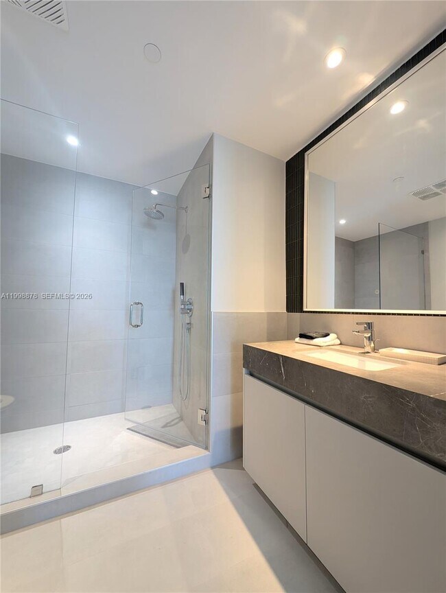 Building Photo - 500 Alton Rd