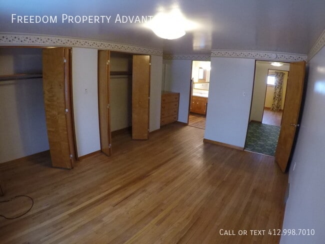 Building Photo - 511 Franklin Ave