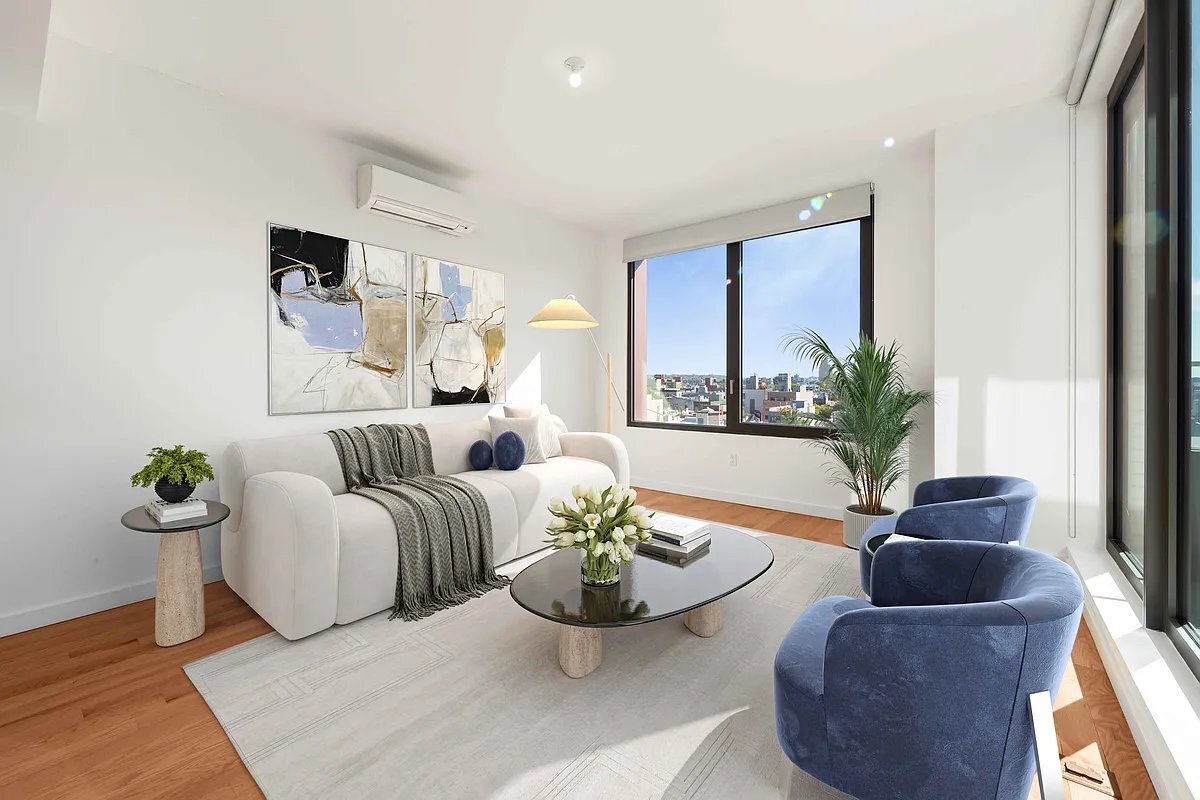 Building Photo - 123 Melrose St