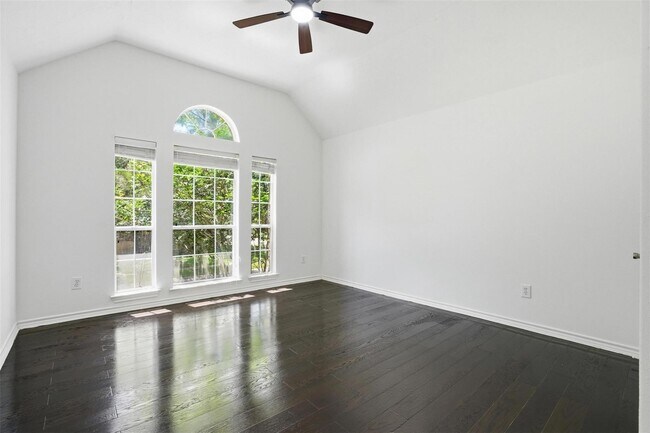 Building Photo - 10926 Wynfield Springs Dr