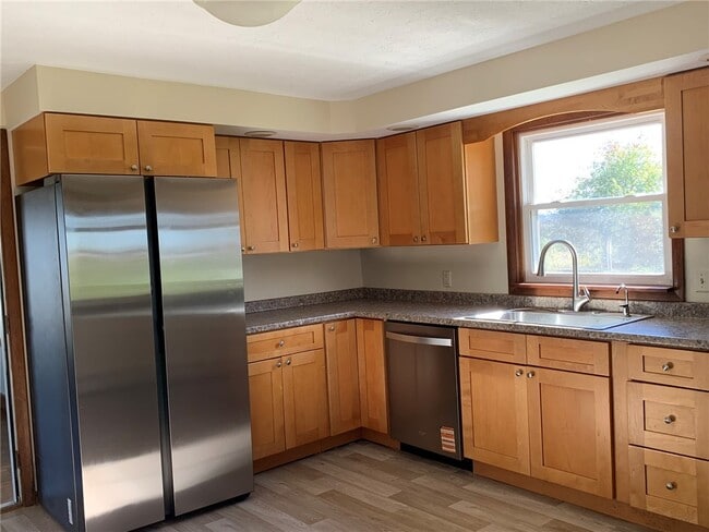 Building Photo - 2275 New Michigan Rd