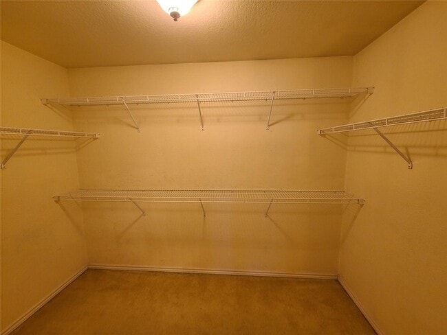 Building Photo - 2502 Cattleman Dr