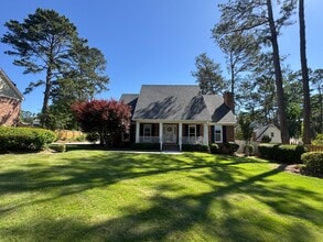Building Photo - 138 Wood Creek Dr