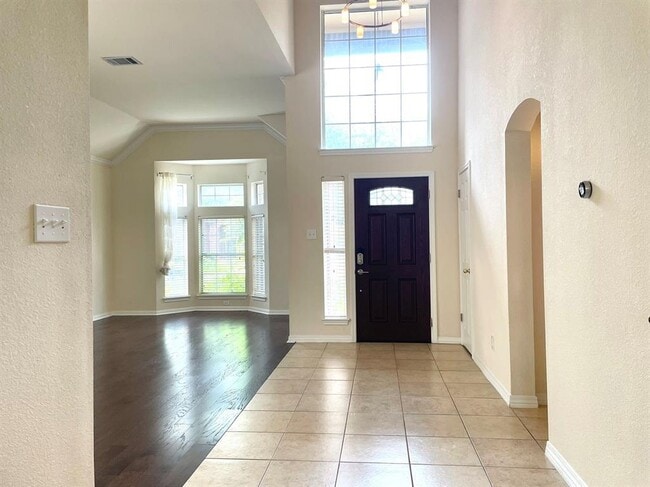 Building Photo - 16927 Bar Harbor Bend