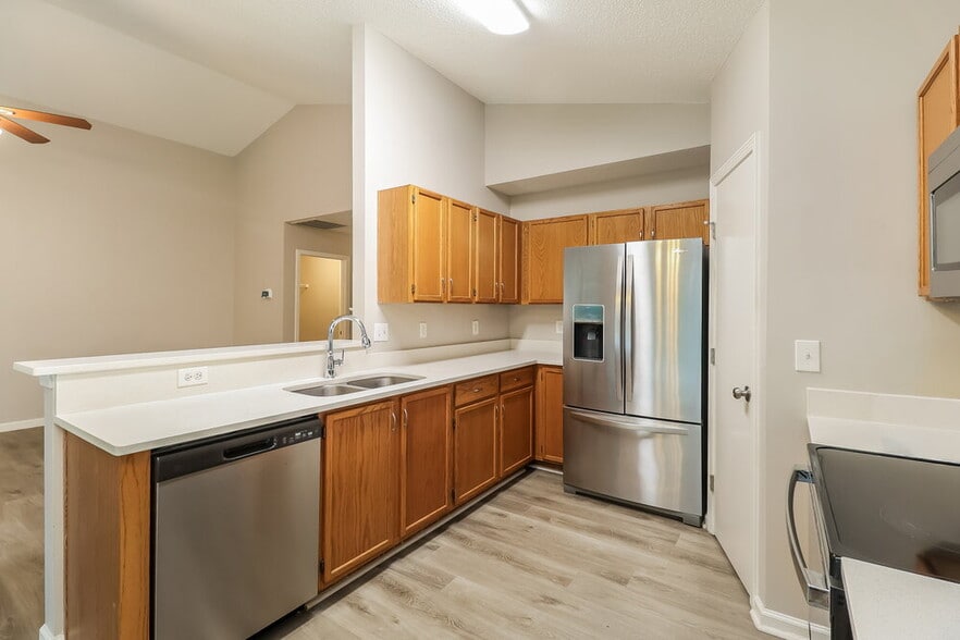 Building Photo - 5227 Moonlight Trail SW
