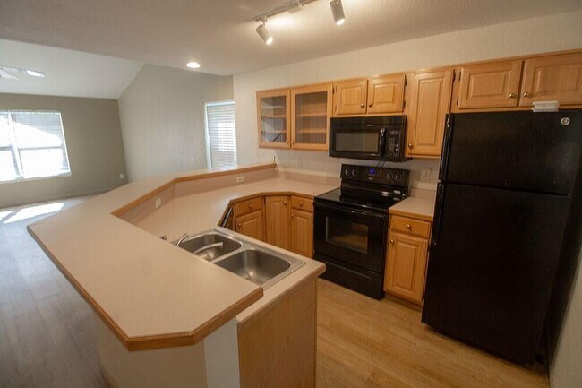 Building Photo - 5340 Godas Cir