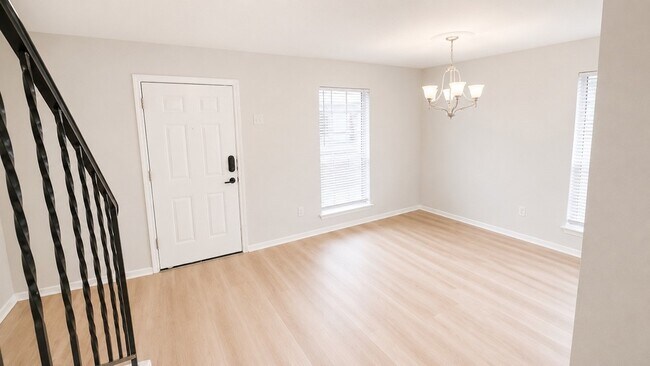 Building Photo - 11550 Chimney Rock Rd