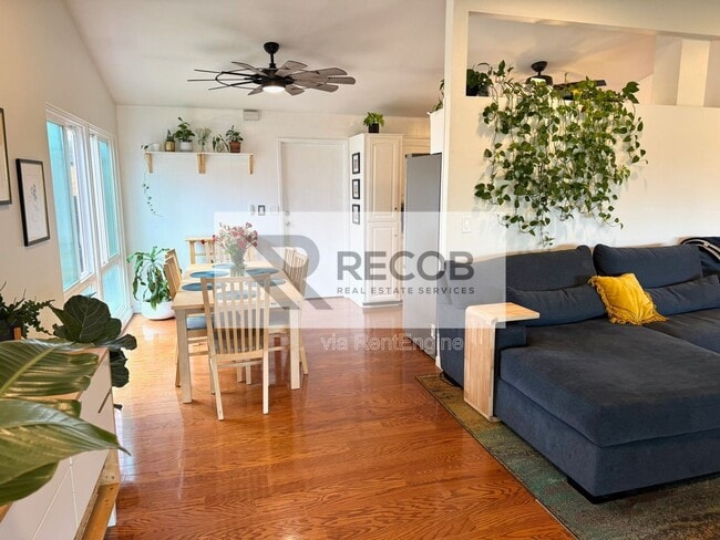 Building Photo - 3452 Lockwood Dr