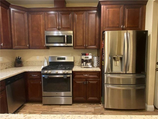 Building Photo - 9116 Florence Ave